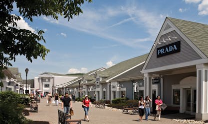 Trip to Woodbury Common Premium Outlets from NYC